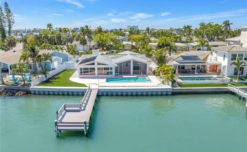 Casa en Madeira Beach, Florida, Estados Unidos 1