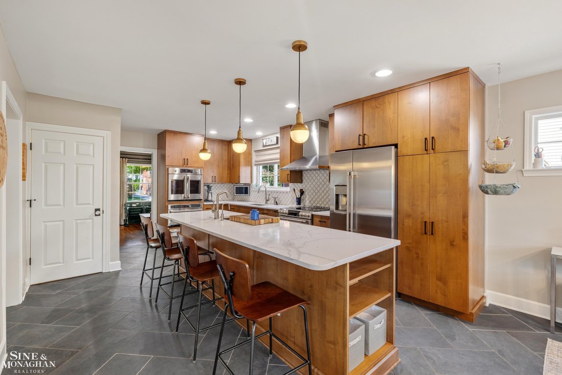 House in Royal Oak, Michigan, United States 2 - 19077037
