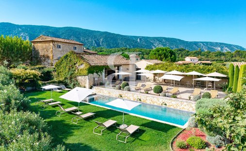 Casa di campagna a Oppède, Provenza-Alpi-Costa Azzurra, Francia 1