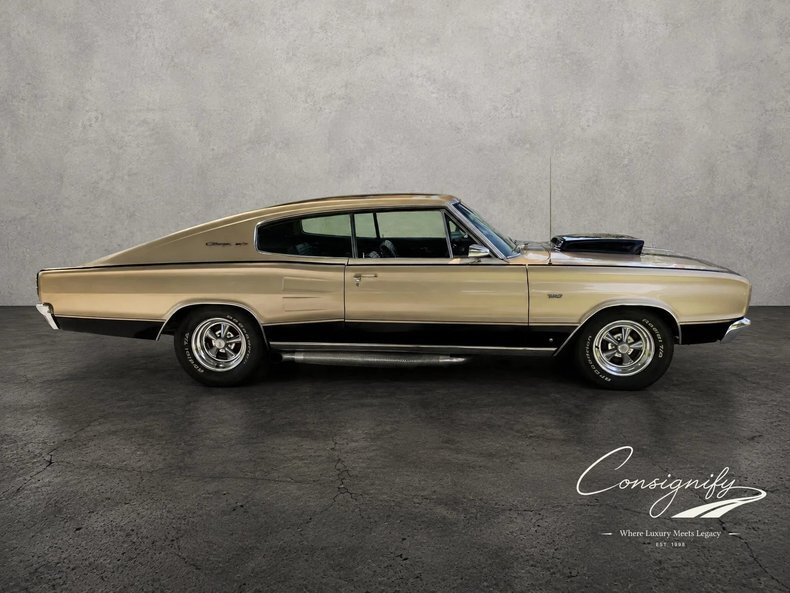 Coupe in Glendale, United States 3 - 18817224