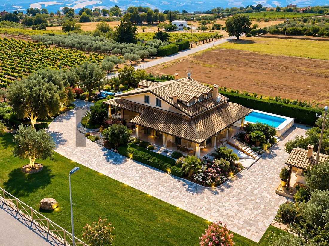 Villa in Miglionico, Basilikata, Italien 1 - 19082078