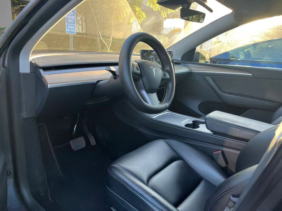 Suv in Costa Mesa, CA, United States 3 - 19081677