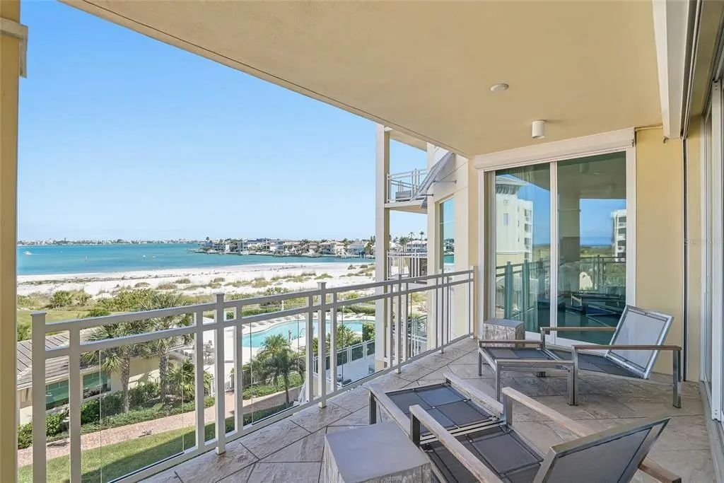 Condo in St. Petersburg, Florida, United States 1 - 19082266