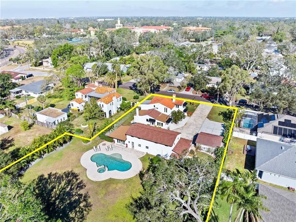 House in St. Petersburg, Florida, United States 4 - 19082263