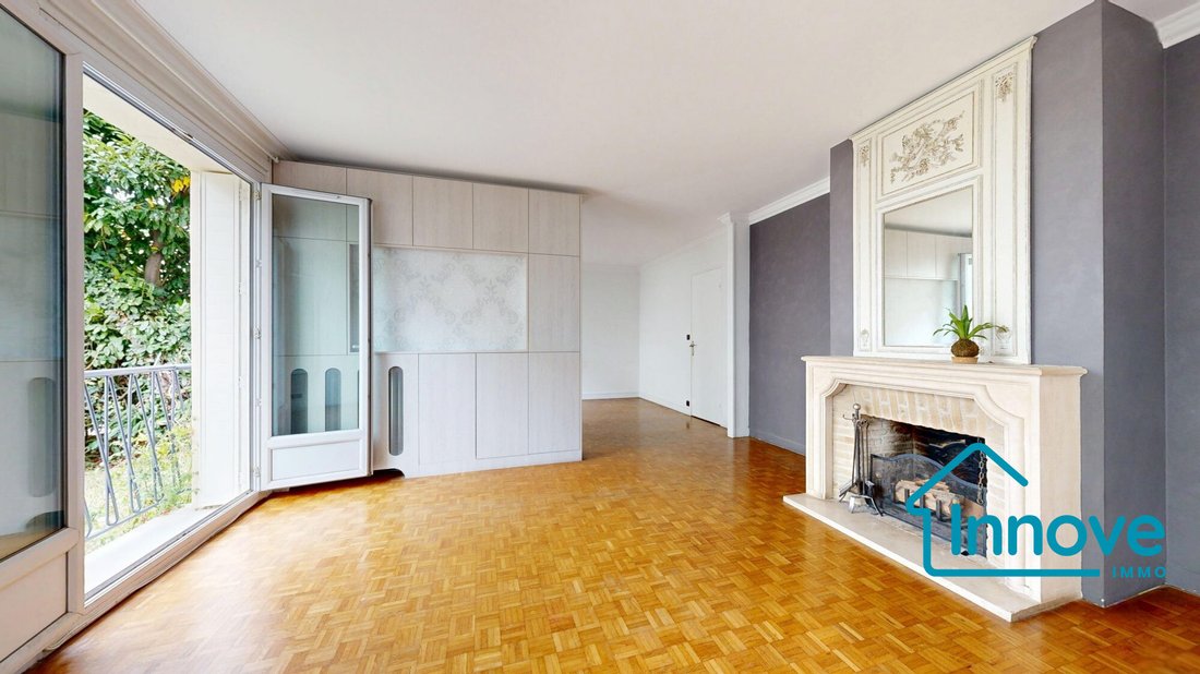 Apartment in Domaine National du Château, Versailles, France 1 - 19076645