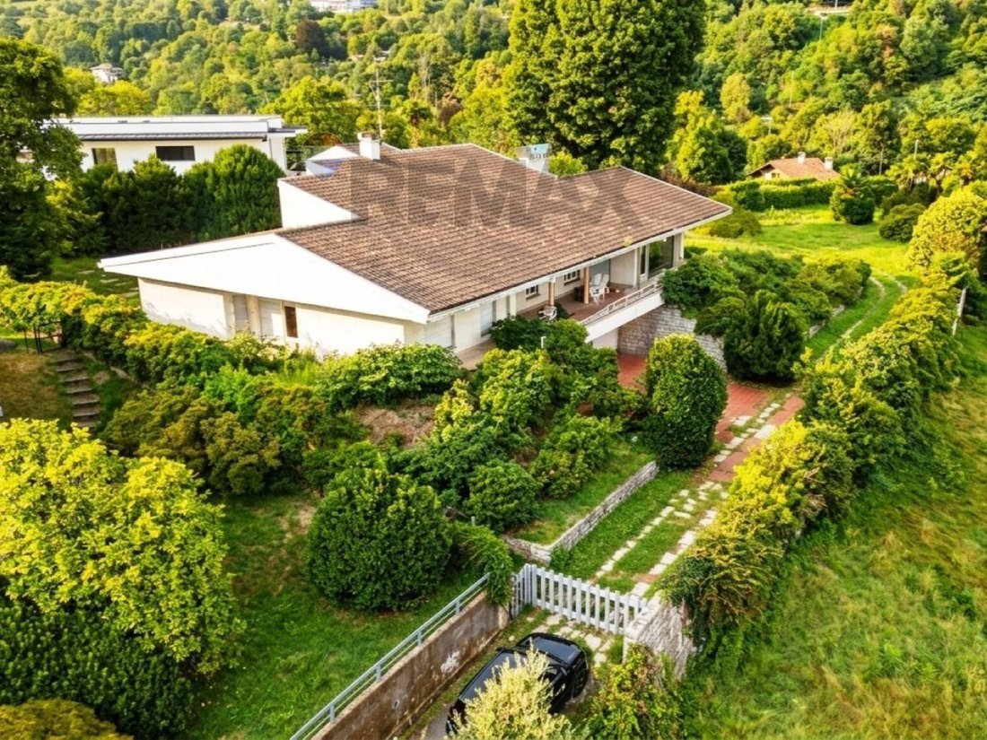 Villa in Meina, Piemont, Italien 5 - 19076236