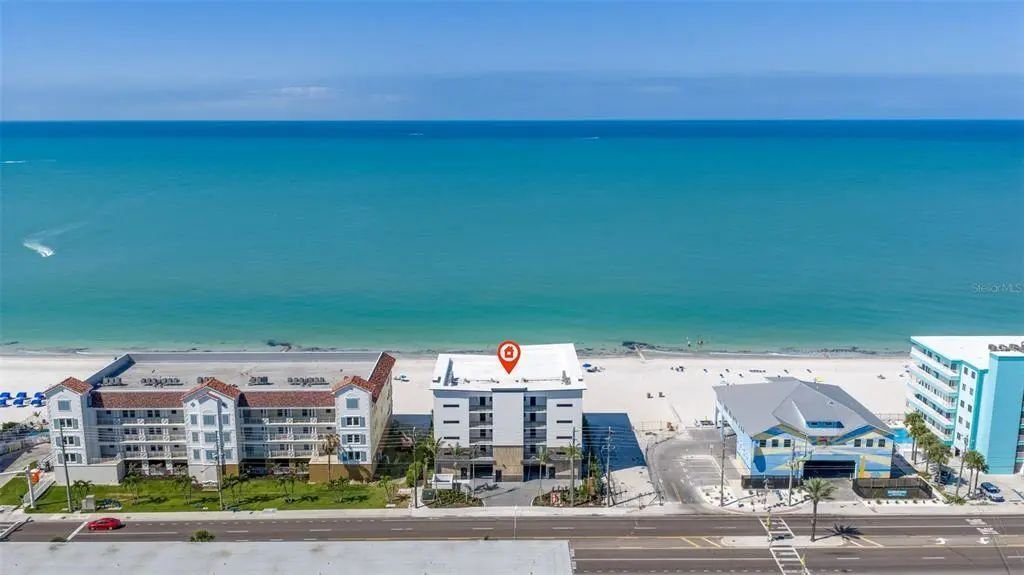 Condominio a Madeira Beach, Florida, Stati Uniti 2 - 19082370