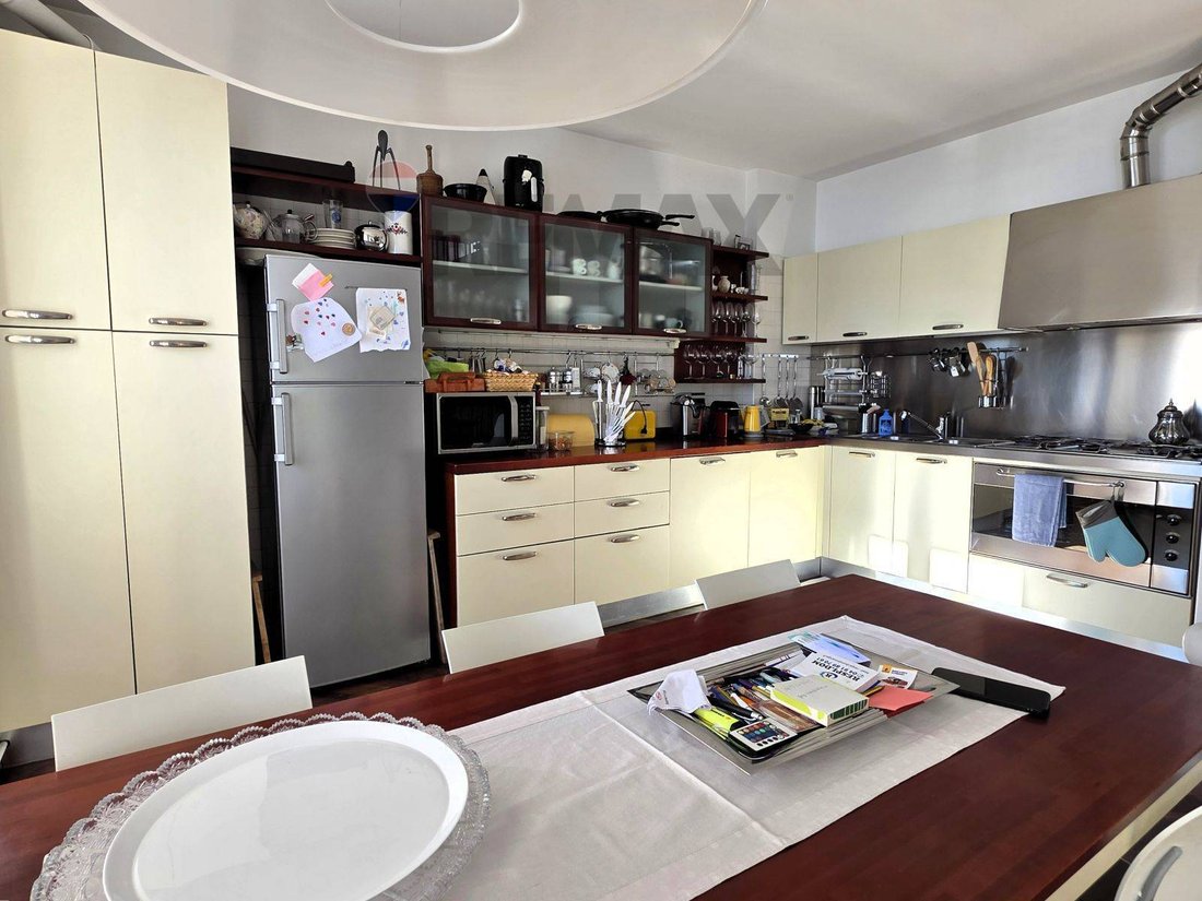 Apartamento en Verbania, Piamonte, Italia 3 - 19076240