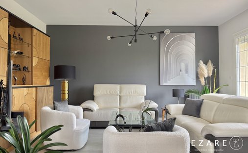 Casa en Fontaines, Borgoña-Franco Condado, Francia 1