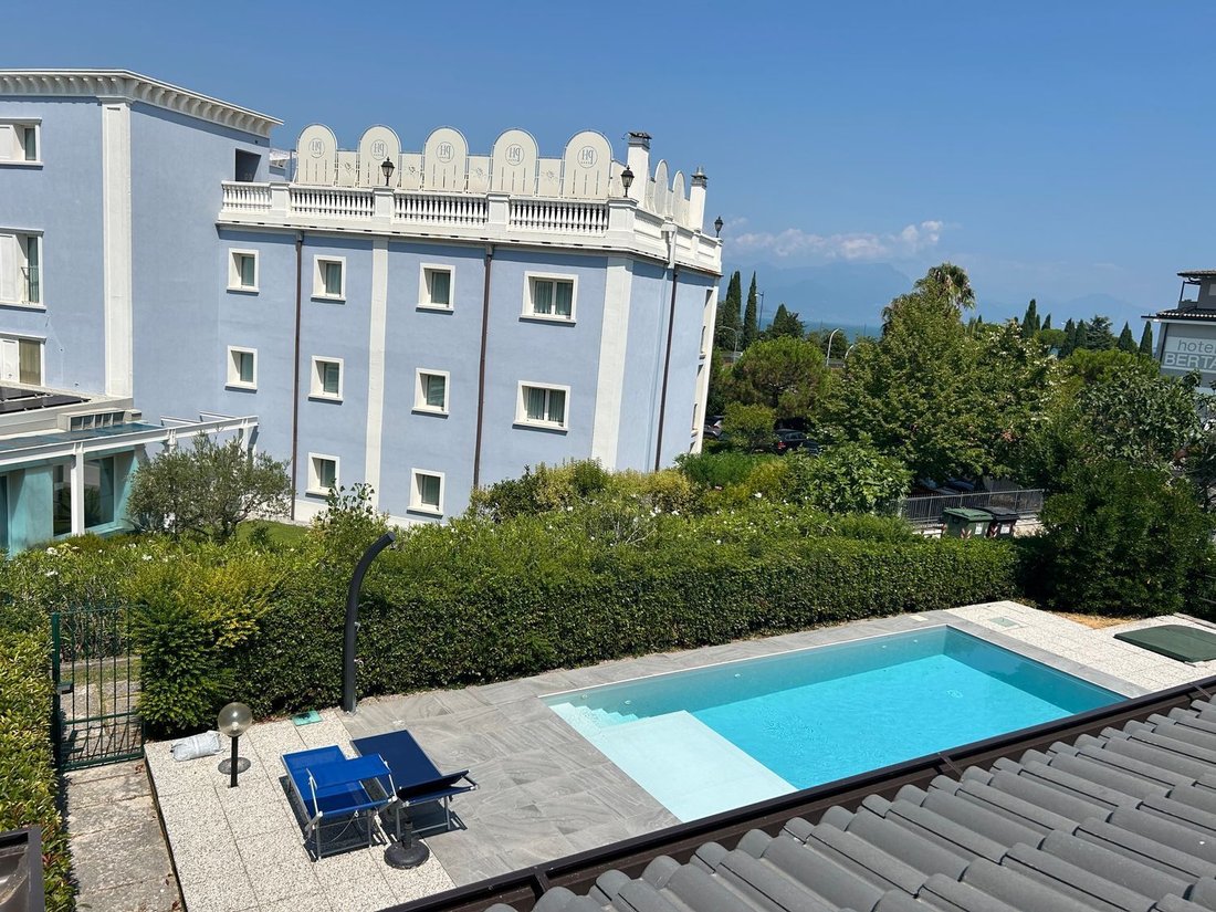 Villa a Rivoltella, Desenzano del Garda, Lombardia 1 - 19076235