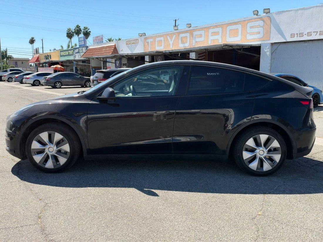 Suv in Azusa, CA, United States 4 - 19083164