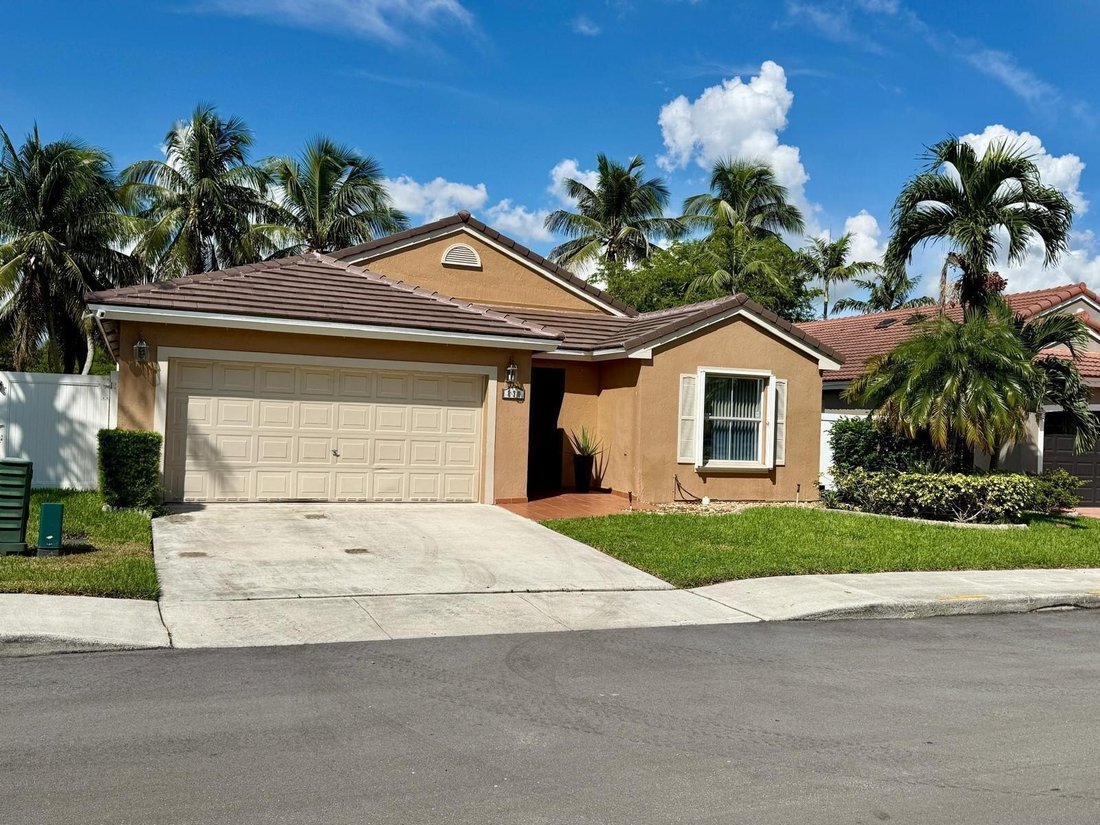 House in Pembroke Pines, Florida, United States 3 - 19083366
