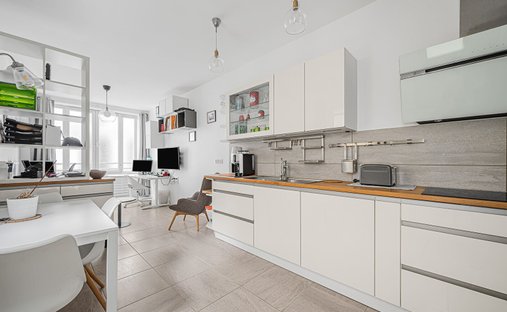 Apartamento en Perouses, París, Isla de Francia 1