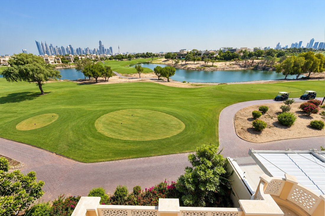 Villa en Al Wasl, Dubái, Emiratos Árabes Unidos 4 - 19076366