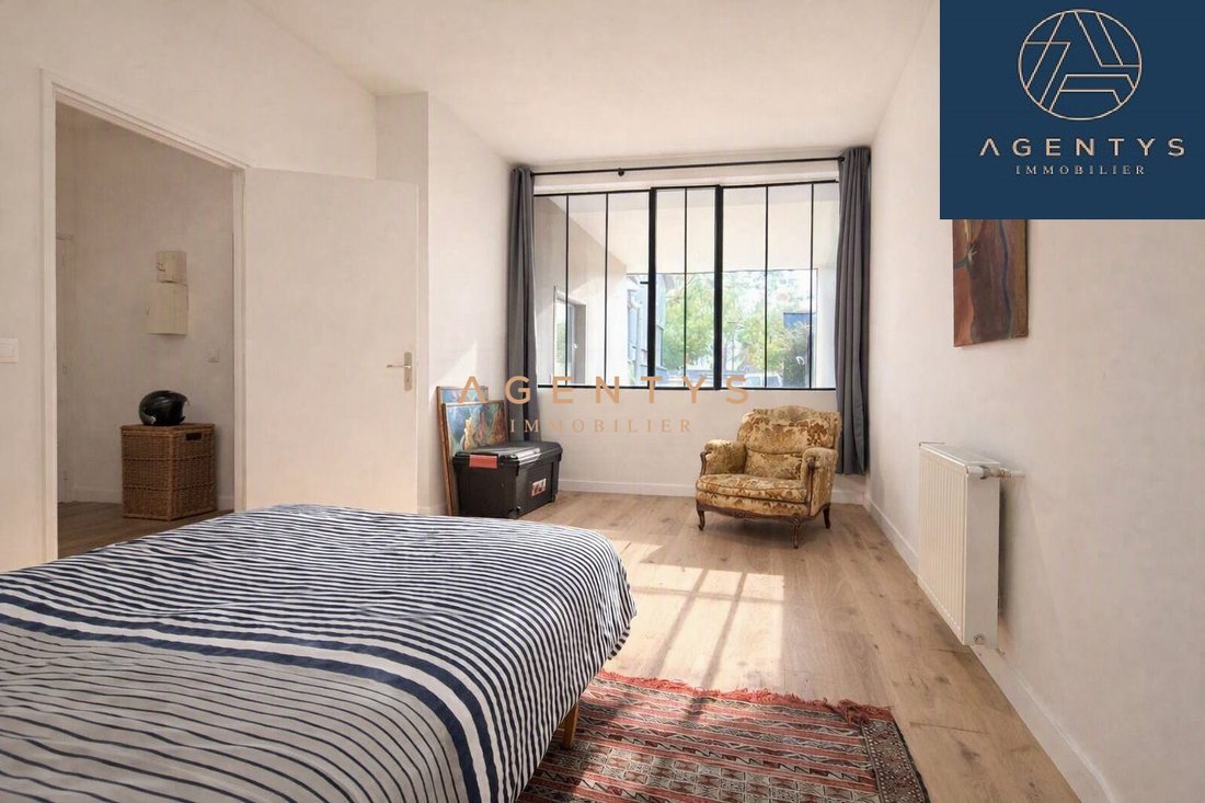 Apartment in Neuilly-Plaisance, Ile-de-France, France 2 - 19076536
