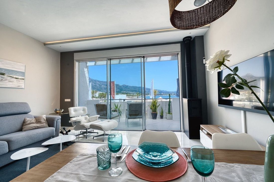 Wohnung in Puerto Banús, Marbella, Spanien 4 - 19079131