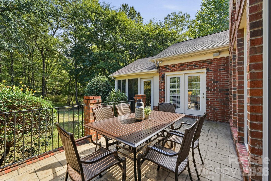 Haus in Charlotte, North Carolina, Vereinigte Staaten 2 - 19077721
