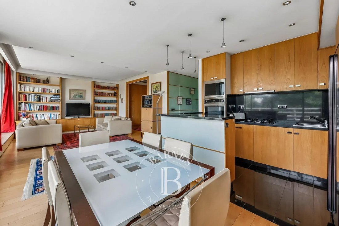 Apartment in Bois de Boulogne, Paris 16e Arrondissement, Paris 5 - 19079297