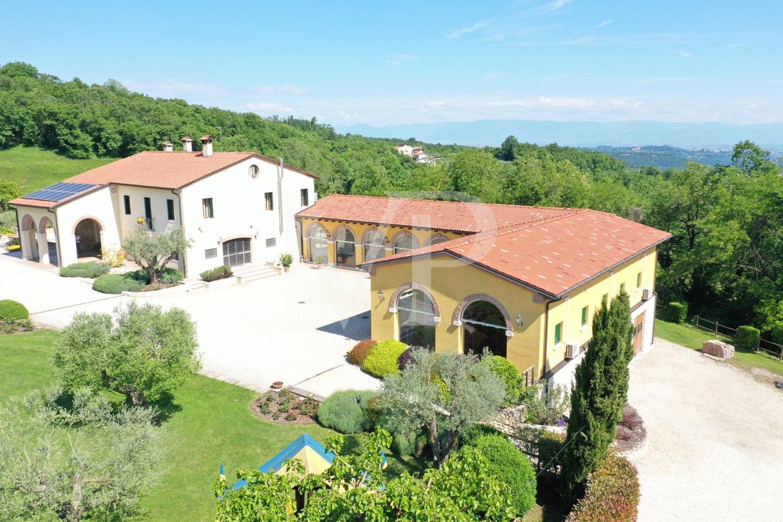 Domaine à Arcugnano, Vénétie, Italie 2 - 19076781
