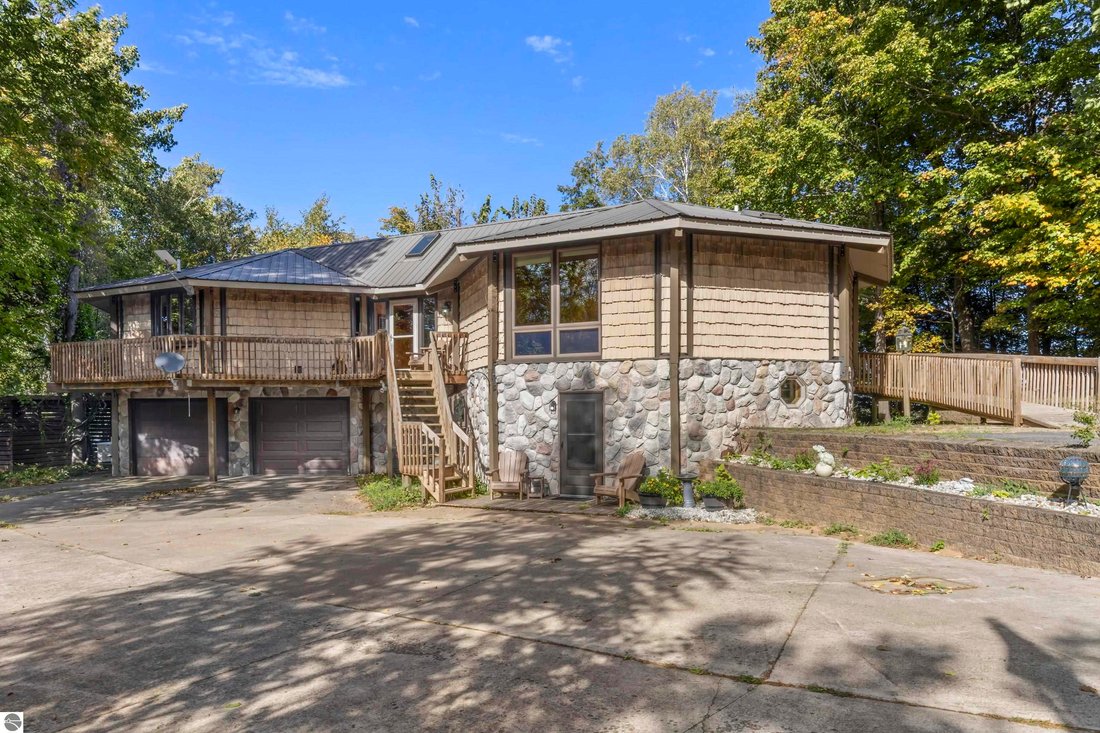 Casa en Beulah, Míchigan, Estados Unidos 3 - 19082218
