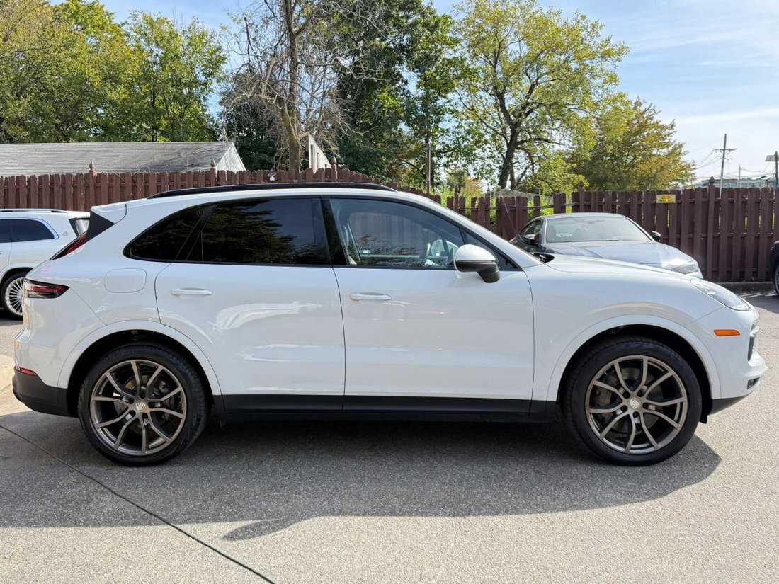 Suv in East Brunswick, NJ, United States 5 - 19083159