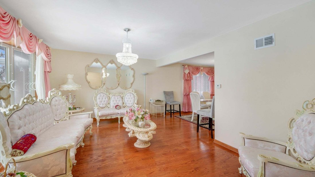 House in Oak Lawn, Illinois, United States 5 - 19082788