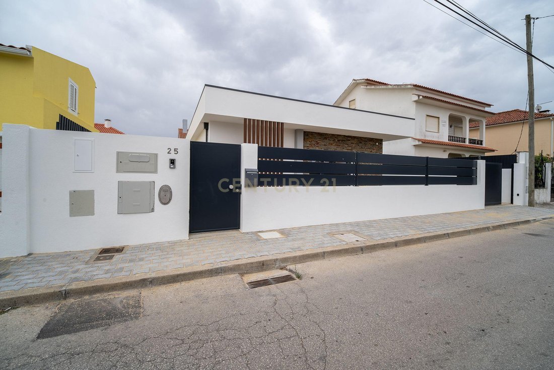 Villa in Fernão Ferro, Setúbal Municipality, Portugal 2 - 19077163
