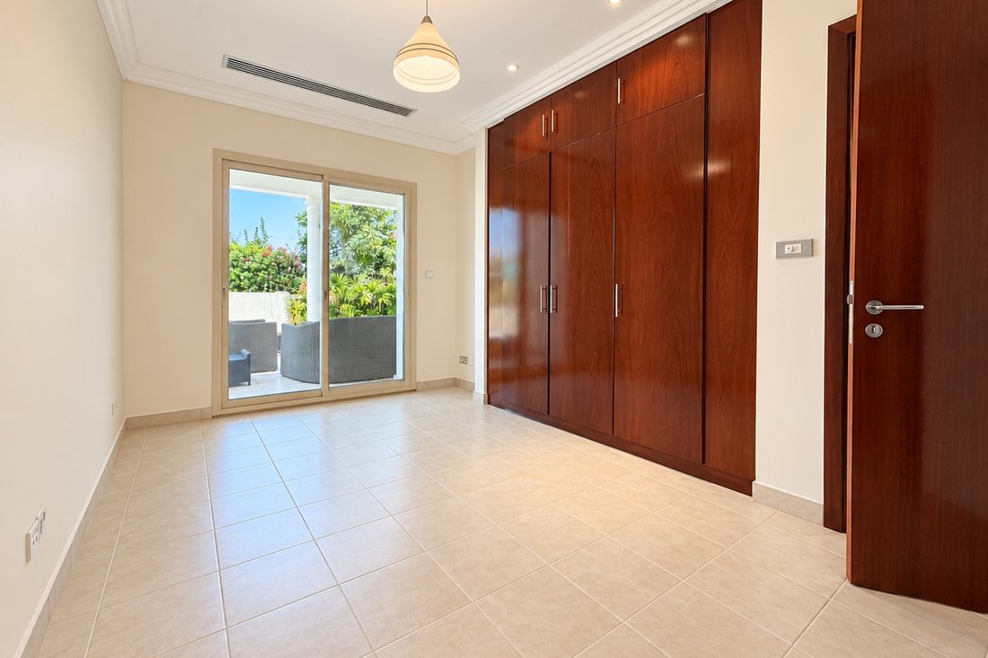 Villa en Al Wasl, Dubái, Emiratos Árabes Unidos 3 - 19076366