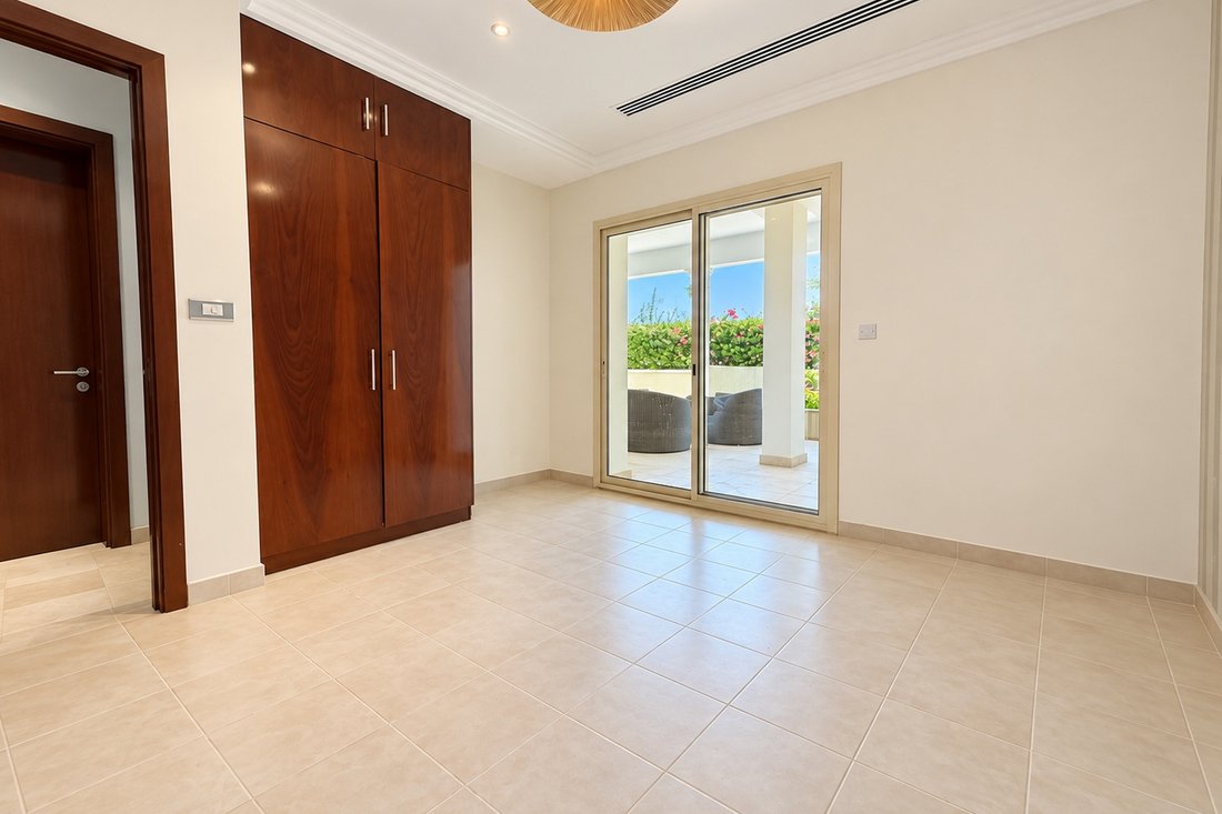 Villa en Al Wasl, Dubái, Emiratos Árabes Unidos 2 - 19076366