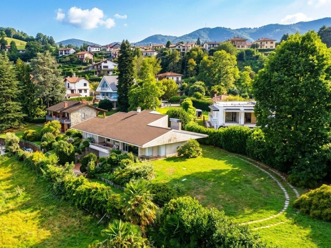 Villa in Meina, Piemont, Italien 3 - 19076236