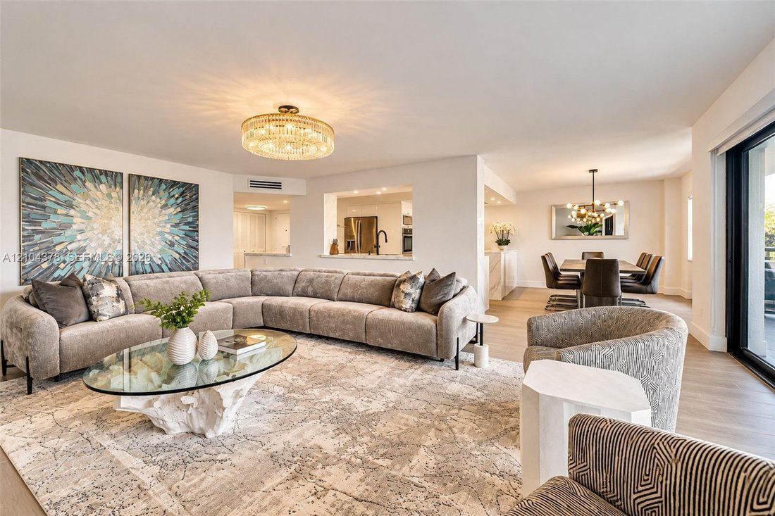 Condo in Fort Lauderdale, Florida, United States 4 - 19081305