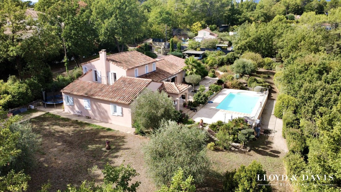 Villa à Fayence, Provence-Alpes-Côte d'Azur, France 2 - 19076606
