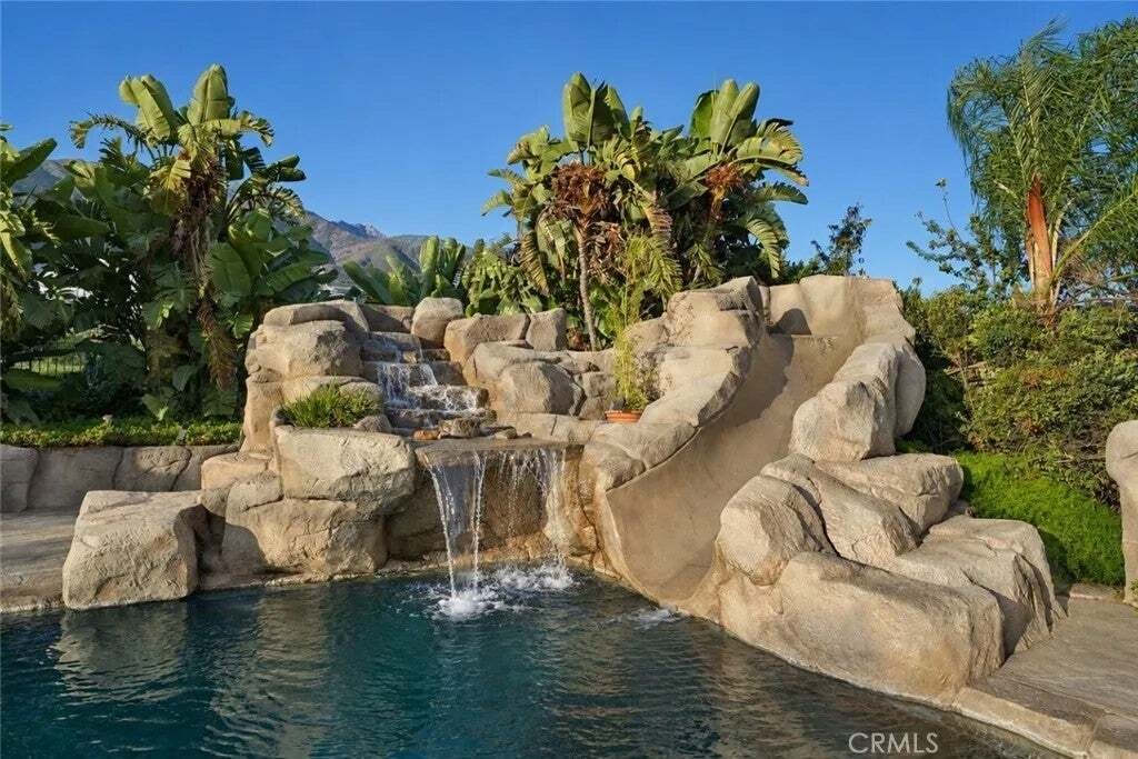 Casa en Rancho Cucamonga, California, Estados Unidos 2 - 19081189
