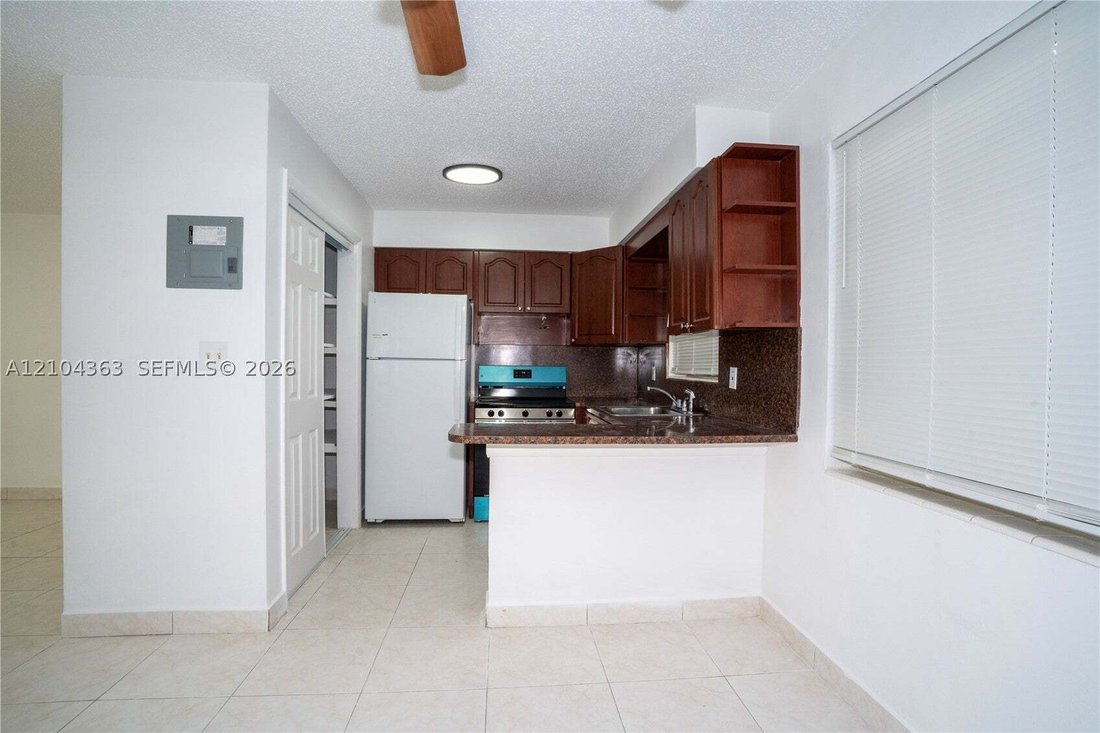 Davie, Florida, United States 5 - 19076968