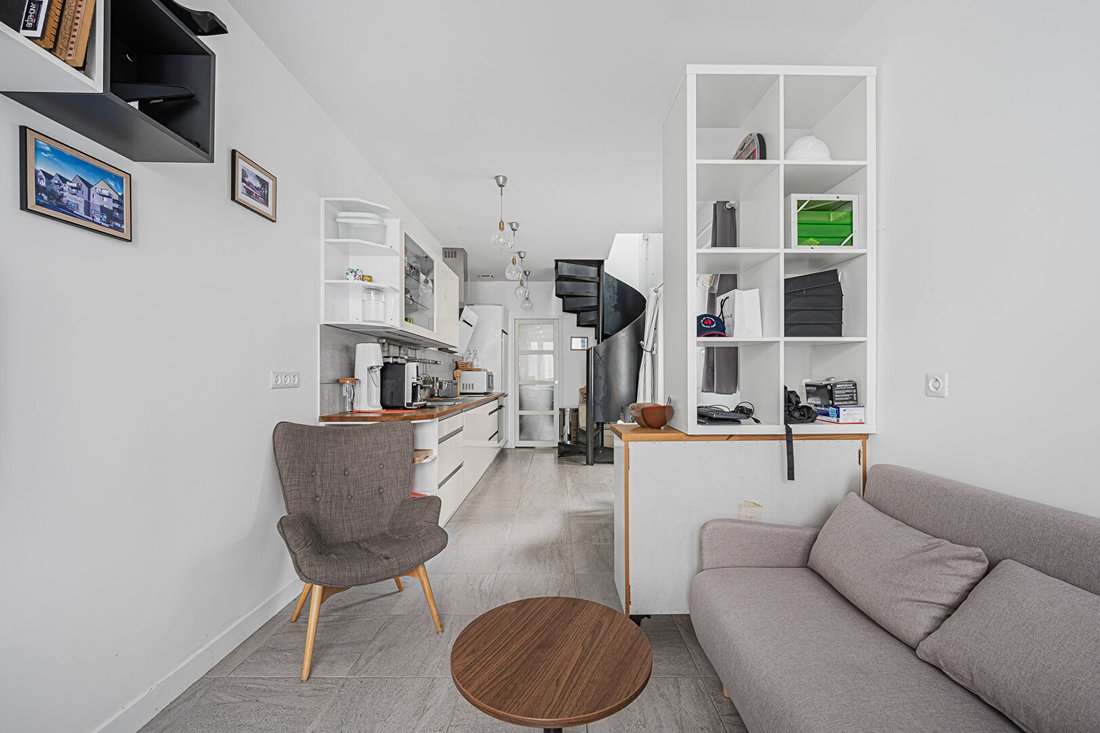Apartamento en Perouses, París, Isla de Francia 3 - 19077916