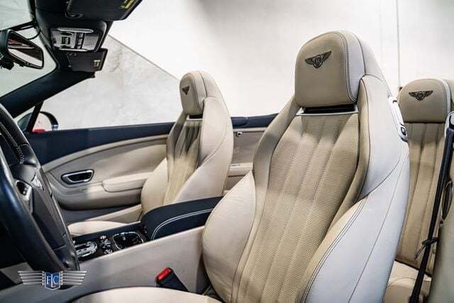Cabriolet in Ft LAUDERDALE, FL, United States 2 - 19084584