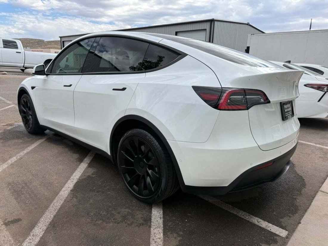Suv in Hurricane, UT, United States 4 - 19079222