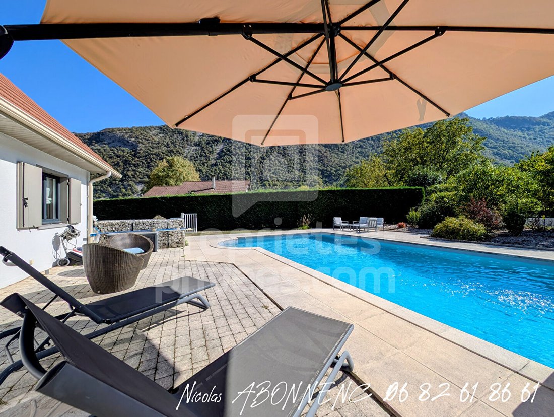 Villa en Saint-Paul-de-Varces, Auvernia-Ródano-Alpes, Francia 2 - 19077941