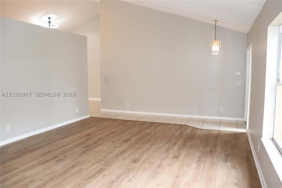 Casa a Pembroke Pines, Florida, Stati Uniti 5 - 19078810