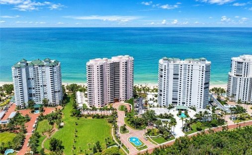 Condo in Naples, Florida, United States 1