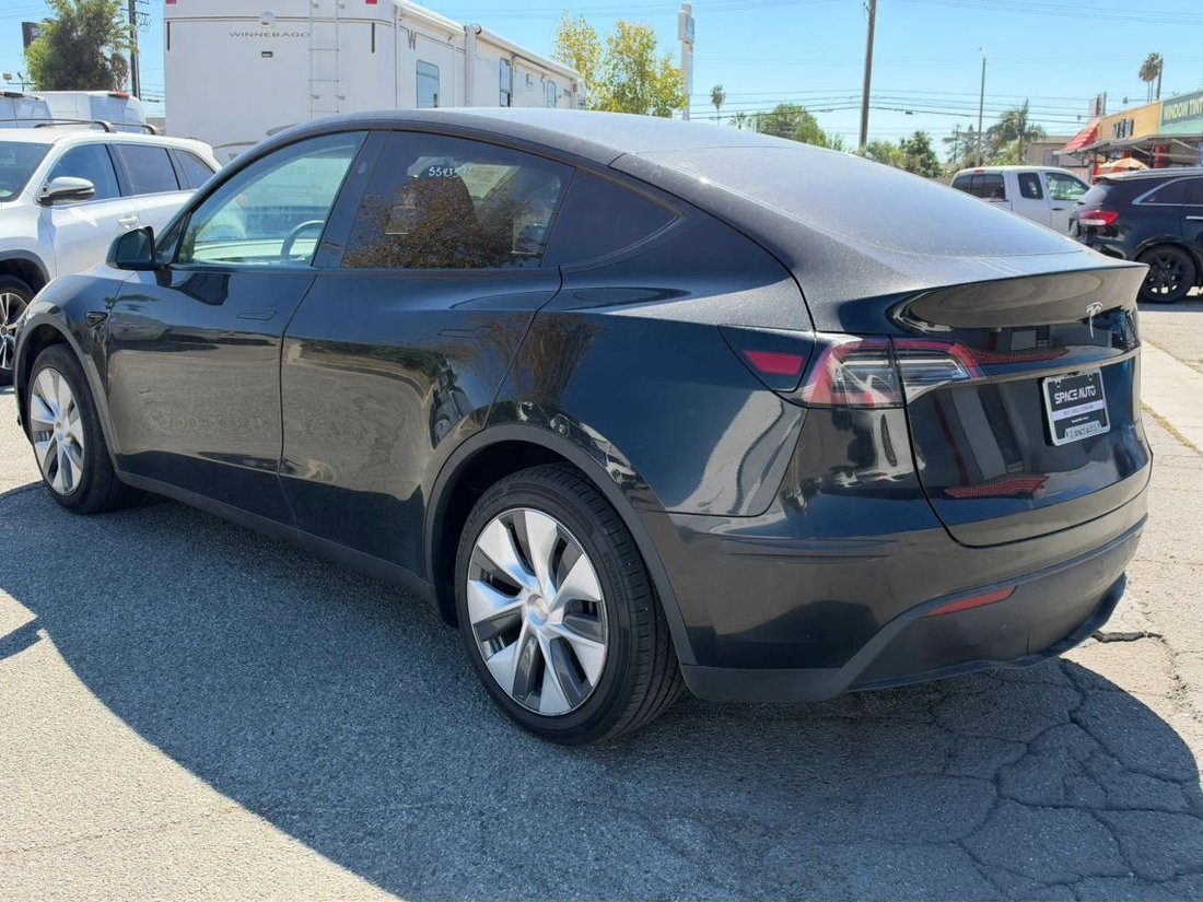 Suv in Azusa, CA, United States 5 - 19083164
