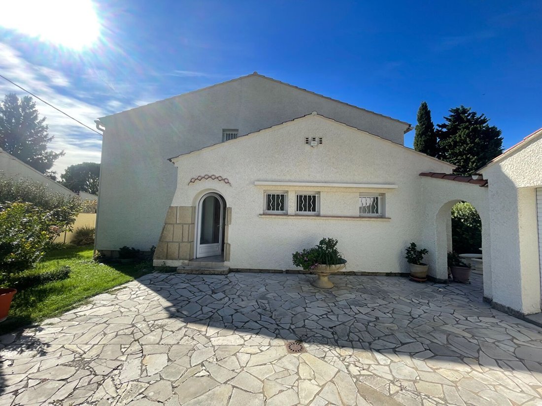 House in Centre, Pelissanne, France 2 - 19082994