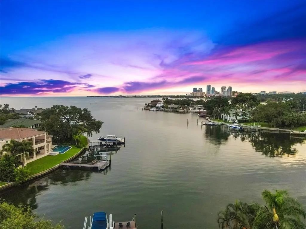 House in St. Petersburg, Florida, United States 2 - 19082196