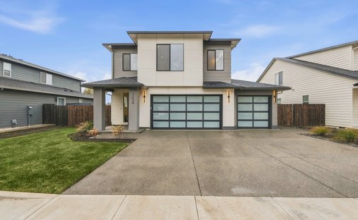 House in La Center, Washington, United States 1