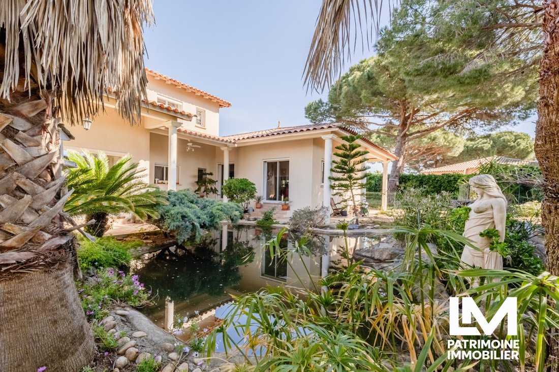 Villa in Genossenschaft, Agde, Frankreich 1 - 16834211