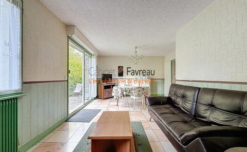 House in Kremlin-Saint Germain, Le Kremlin-Bicetre, France 1