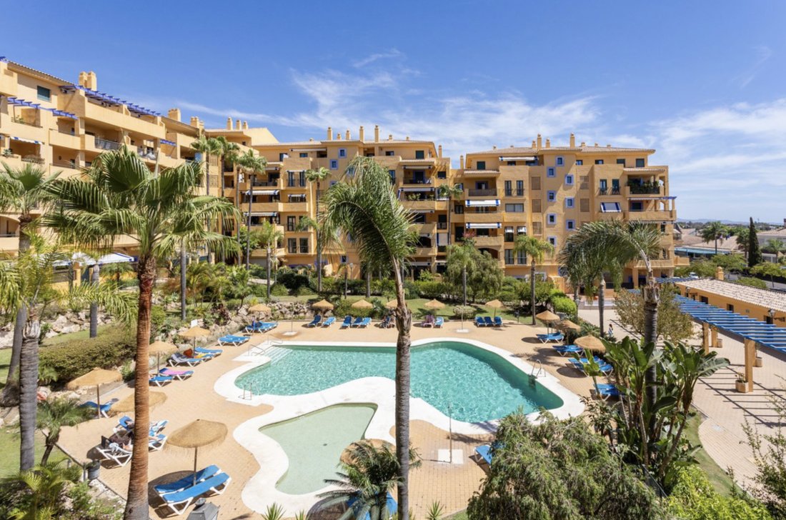 Apartamento en San Pedro Alcántara, Andalucía, España 1 - 19077644