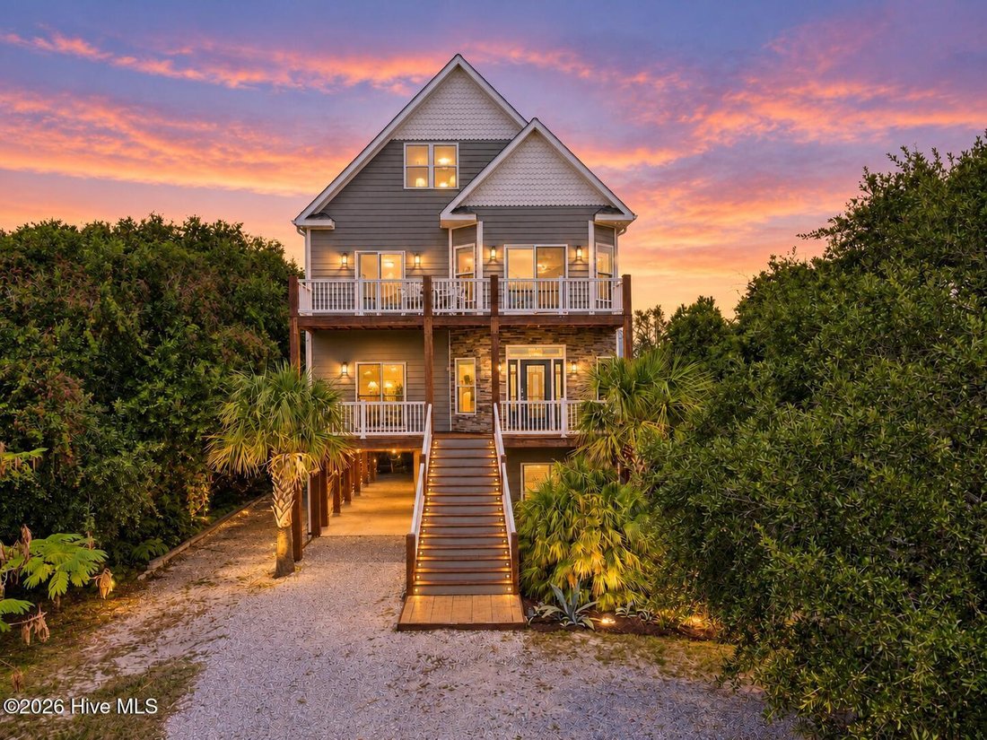 Maison à North Topsail Beach, Caroline du Nord, États-Unis 1 - 19083751
