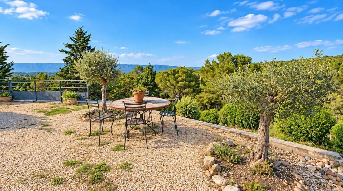 House in Vernègues, Provence-Alpes-Côte d'Azur, France 4 - 19079386
