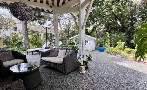 Villa in Pont d'Avril-L'Abadie, Cannes, France 1